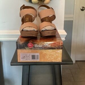 Bella Vita Blush Tan Platform Wedge Sandals